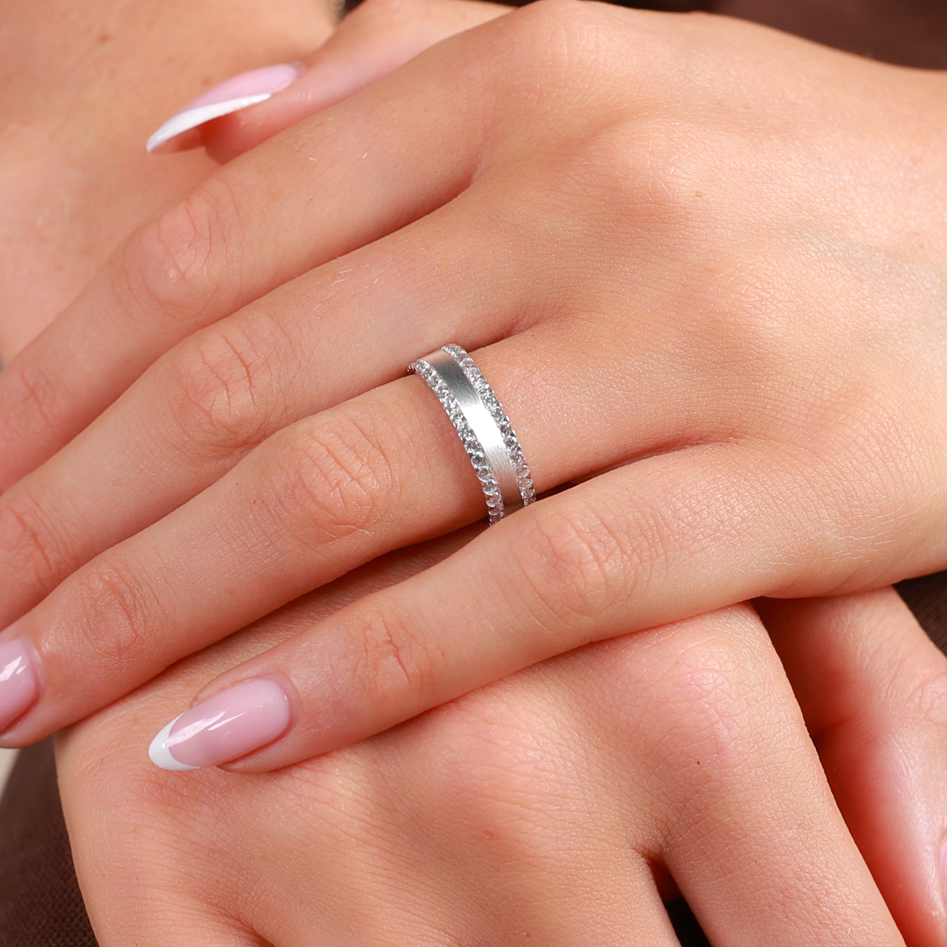 Brilliant Cut Diamond Double Edge Claw Set Full Eternity Band