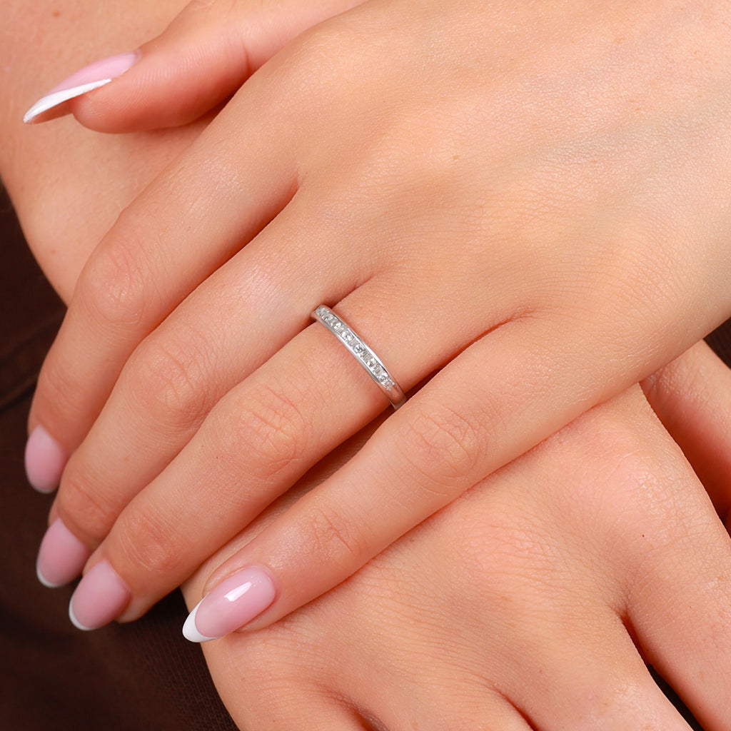 Baguette & Brilliant Cut Diamond Channel Set Wedding Band