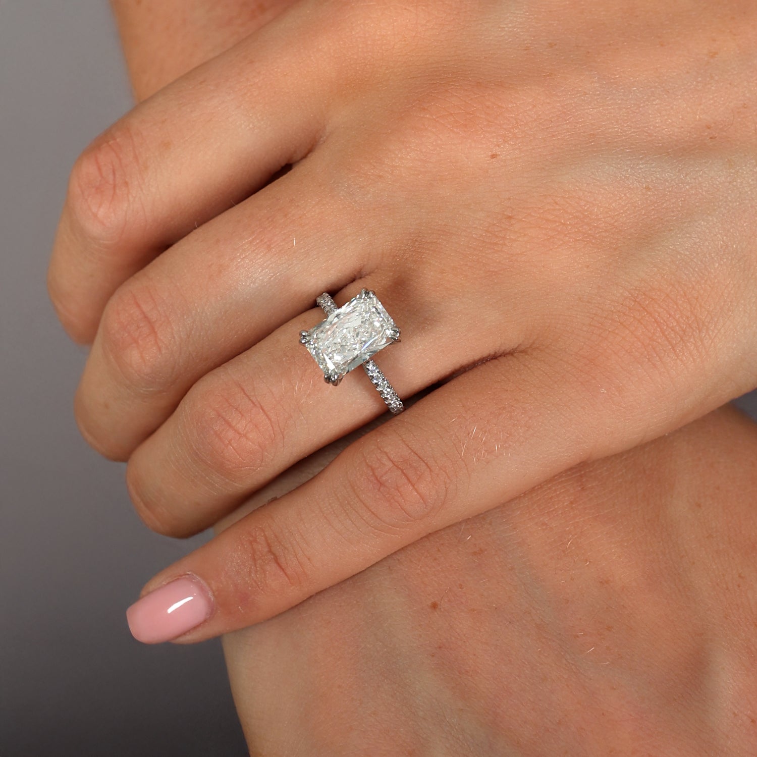 4.22ct Radiant Cut Lab Grown Diamond Ring - 9ct Yellow Gold