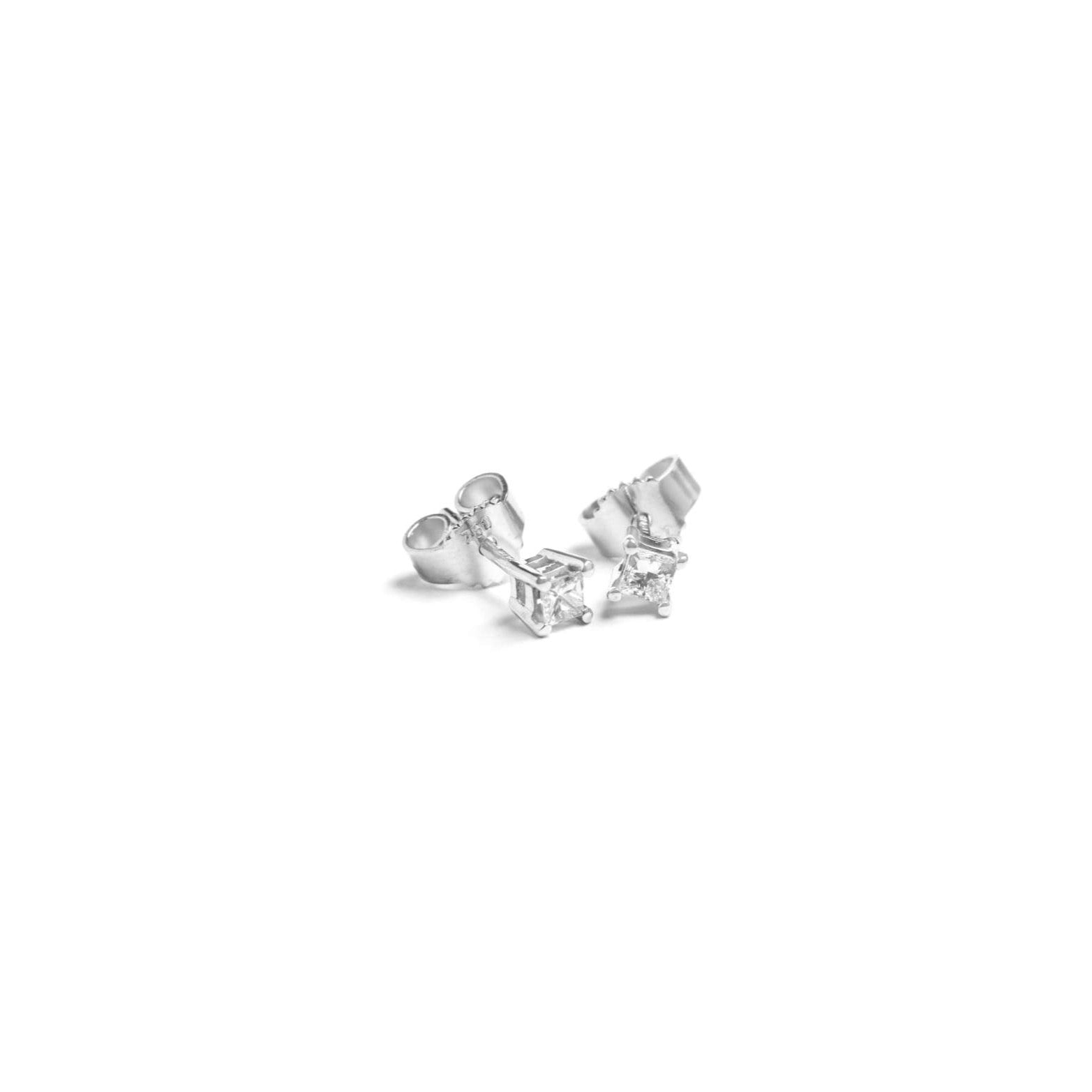 18ct Princess Cut Diamond Earrings 0.20ct - SayItWithDiamonds.com
